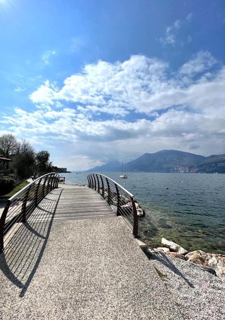 Absentia 1763 Garda Boutique Home - Lake Front Brenzone sul Garda Zewnętrze zdjęcie