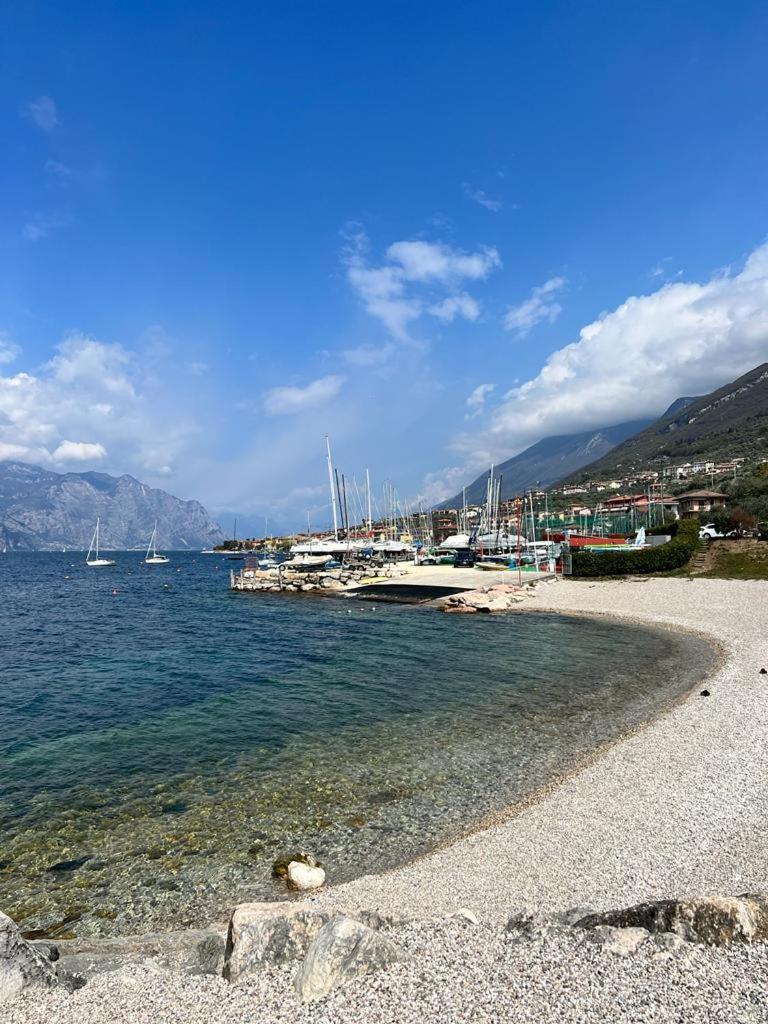 Absentia 1763 Garda Boutique Home - Lake Front Brenzone sul Garda Zewnętrze zdjęcie
